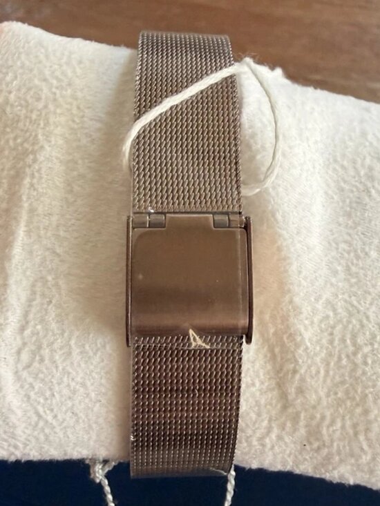 Women\'s Pulsar Watch with mesh band brown and gold